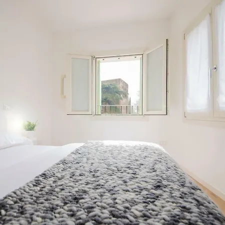 Ca' Degli Armati Aparthotel *