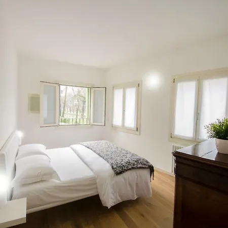 Ca' Degli Armati Lägenhetshotell 3*