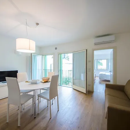 Ca' Degli Armati Lägenhetshotell 3*